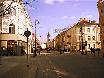 Ambassador 2*